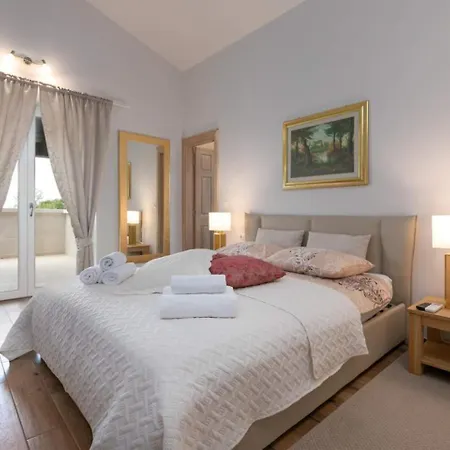 Villa Bellevue Sveti Lovrec Pazenaticki