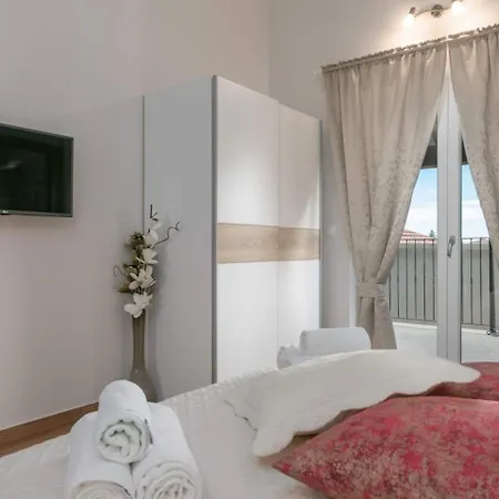 Bellevue Sveti Lovrec Pazenaticki