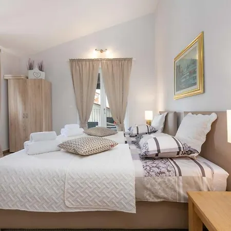 Bellevue Nyaraló Sveti Lovreč Pazenatički